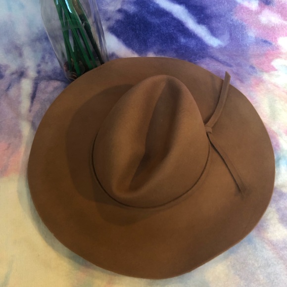 Wool Hat - Picture 8 of 10